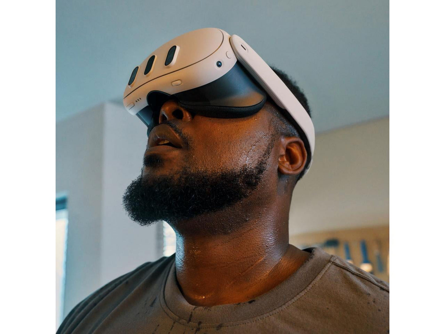 Quest 3 128GB — the Most Powerful Quest — Ultimate Mixed Reality Experiences